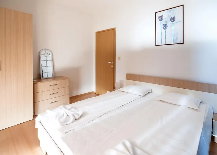 Апартаменти The Chill House In Sunny Сонячний Берег